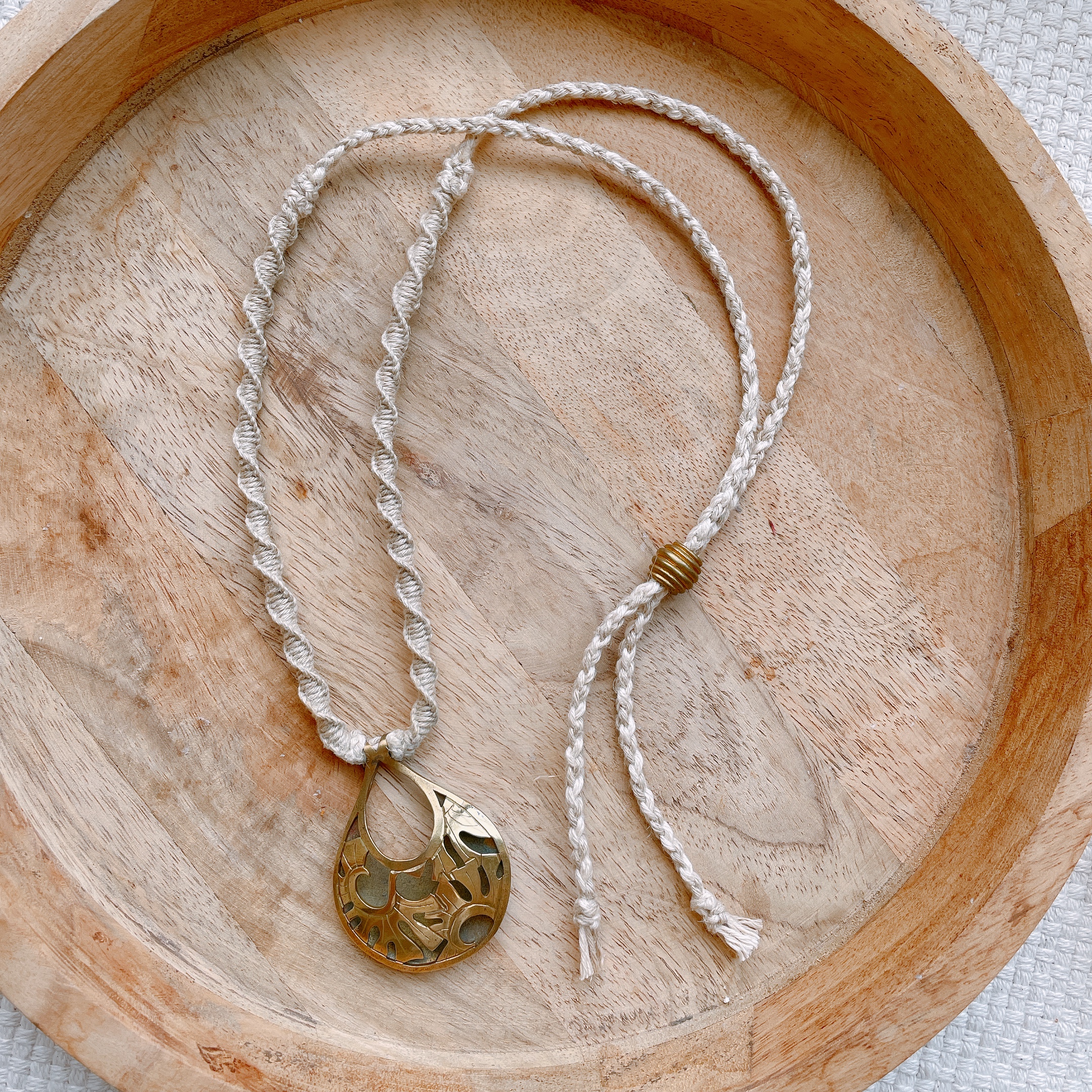 ANIMA『Island necklace_pure』 - TSUKISHIZUKU